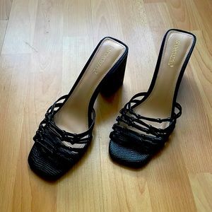 Elegant & Simple Heels